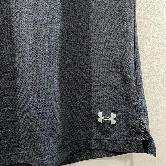 Under Armour Run Fitted Short Sleeve Athletic Top S - Picture 3 of 12